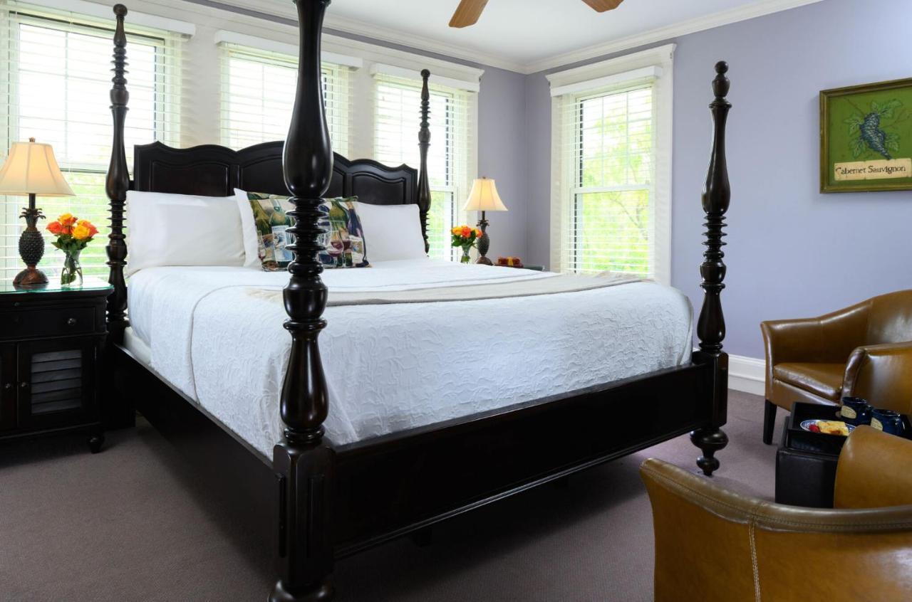 Steeles Tavern Manor Екстериор снимка